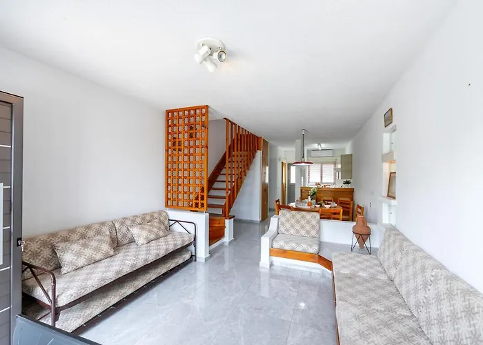 Maistralli * פרוטאראס